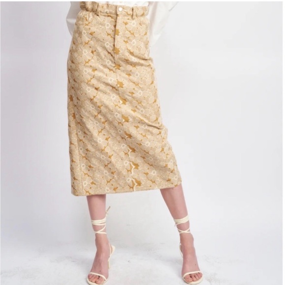 En Saison Dresses & Skirts - En Saison Tan Floral Eliza Midi Skirt
